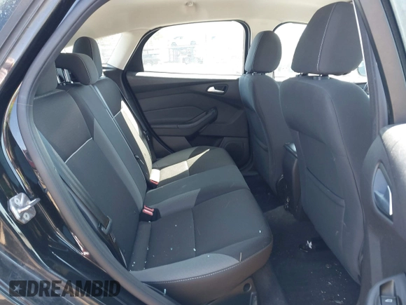 2014 Ford Focus SE with VIN 1FADP3K20EL428918, listed as a IAAI auction lot 41967617 with 114,386 mi miles. Bid and sale history available at carsss.com. Image 8.