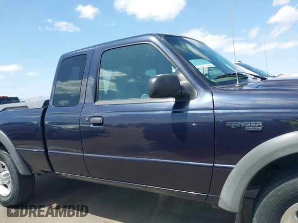 2002 Ford Ranger XL Fleet with VIN 1FTZR45E62PA15654, listed as a IAAI auction lot 42052712 with 208,436 mi miles. Bid and sale history available at carsss.com. Image 13.