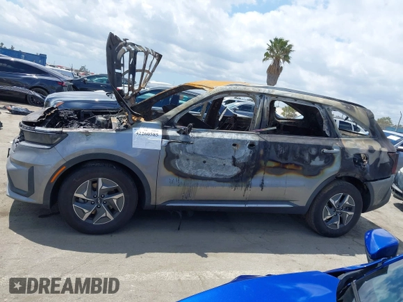 2022 Kia Sorento S with VIN KNDRG4LGXN5110194, listed as a IAAI auction lot 42260585 with Not provided miles and . Bid and sale history available at DreamBid. Image 13.