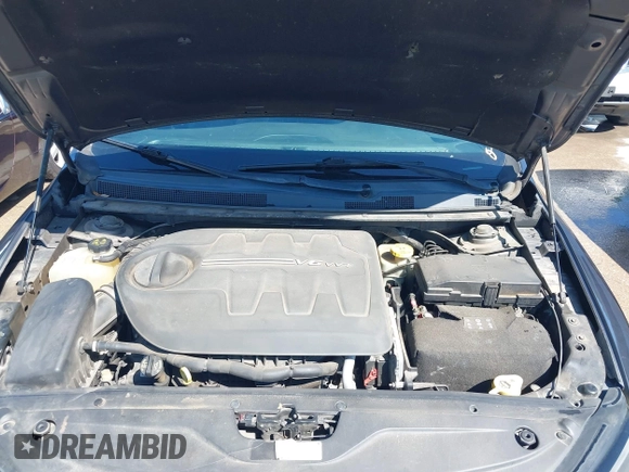 2015 Chrysler 200 S with VIN 1C3CCCBG2FN522354, listed as a IAAI auction lot 42101597 with 147,837 mi miles. Bid and sale history available at carsss.com. Image 10.