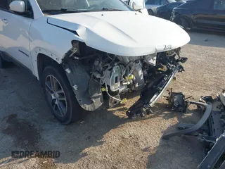 2020 Jeep Compass Latitude with VIN 3C4NJCBB1LT154890, listed as a IAAI auction lot 41787648 with Not Provided miles and . Bid and sale history available at carsss.com. Image 19.