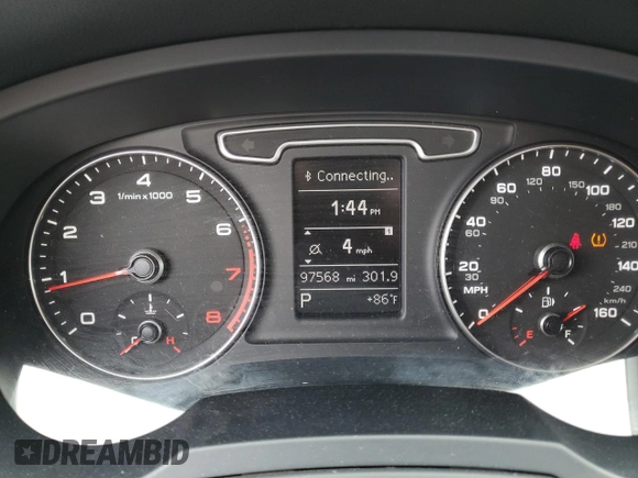 2015 Audi Q3 Premium Plus with VIN WA1EFCFS7FR004141, listed as a Copart auction lot 53737925 with 97,568 mi miles and Clean title. Bid and sale history available at DreamBid. Image 9.