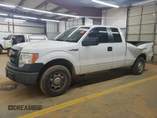 2013 Ford F-150 XL с VIN 1FTEX1CMXDFA68833, выставлен на аукционе Copart как лот 55809115 с пробегом 148 669 миль миль и Списание • Salvage title. История ставок и продаж доступна на DreamBid. Изображение 1.