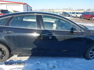 2017 Ford Fusion SE с VIN 3FA6P0HD7HR365399, выставлен на аукционе IAAI как лот 41319317 с пробегом Не указан миль и . История ставок и продаж доступна на DreamBid. Изображение 12.