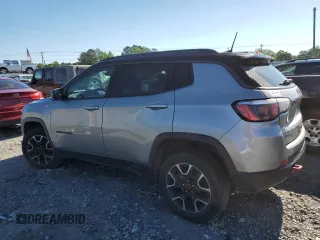 2020 Jeep Compass Trailhawk with VIN 3C4NJDDB6LT195910, listed as a Copart auction lot 55456015 with 122,138 mi miles and Salvage title. Bid and sale history available at DreamBid. Image 2.