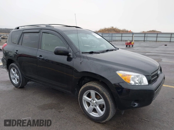 2008 Toyota RAV4 with VIN JTMZD33VX86059196, listed as a IAAI auction lot 41697456 with 267,334 mi miles. Bid and sale history available at carsss.com. Image 1.