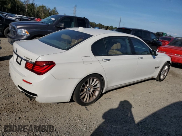2014 BMW 7 Series 740Li xDrive with VIN WBAYF4C58ED281977, listed as a Copart auction lot 44084005 with 154,592 mi miles and Clean Title. Bid and sale history available at carsss.com. Image 3.