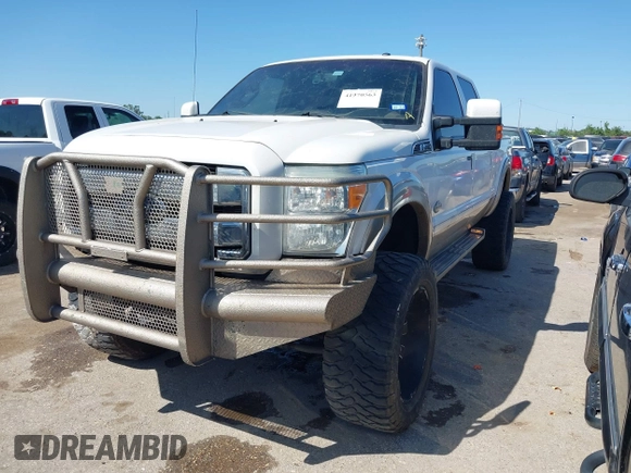 2014 Ford F-250 XL z VIN 1FT7W2BT2EEB61251, wystawiony jako IAAI lot #41970563 z przebiegiem 244 184 mil mil oraz . Historia ofert i sprzedaży dostępna na DreamBid. Obrazek 17.