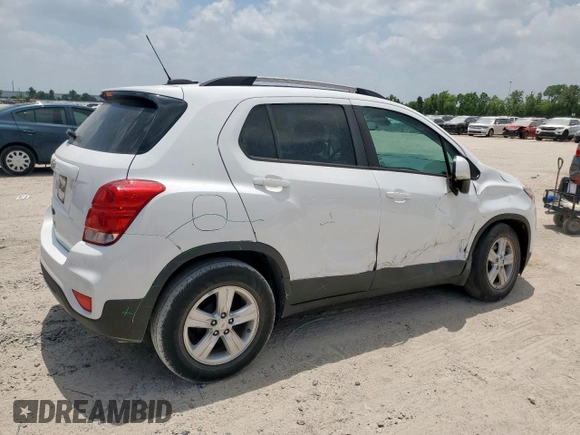 2021 Chevrolet Trax LT with VIN KL7CJLSB4MB304109, listed as a Copart auction lot 57787885 with 47,134 mi miles and Salvage title. Bid and sale history available at DreamBid. Image 3.