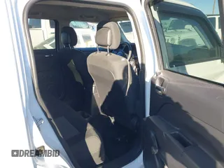 2017 Jeep Patriot Sport with VIN 1C4NJPBA2HD118914, listed as a IAAI auction lot 41328500 with 67,007 mi miles. Bid and sale history available at carsss.com. Image 8.