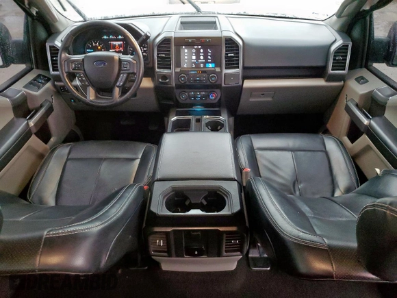 2019 Ford F-150 XL z VIN 1FTEW1CPXKKD88932, wystawiony jako Copart lot #54107895 z przebiegiem 58 944 mil mil oraz Czysty tytuł • Clean title. Historia ofert i sprzedaży dostępna na DreamBid. Obrazek 8.
