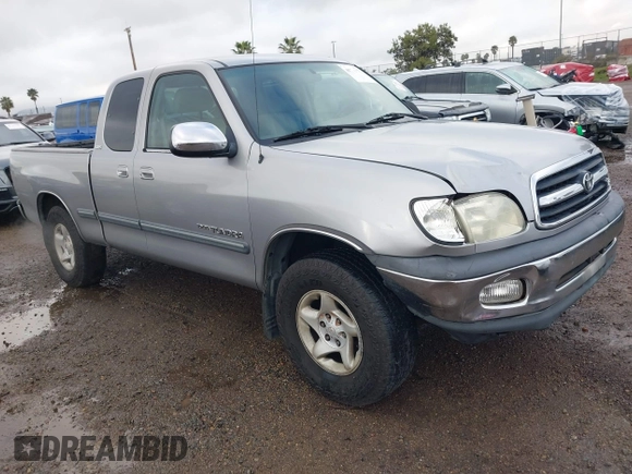 2001 Toyota Tundra SR5 with VIN 5TBRT341X1S204718, listed as a IAAI auction lot 41760173 with 233,734 mi miles and . Bid and sale history available at DreamBid. Image 1.