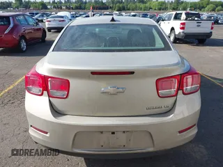 2014 Chevrolet Malibu LS with VIN 1G11B5SLXEF147152, listed as a IAAI auction lot 42217232 with 121,880 mi miles and . Bid and sale history available at DreamBid. Image 13.