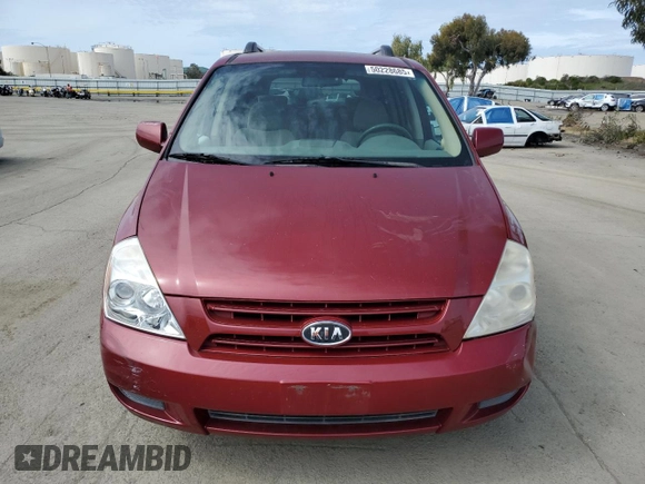 2008 Kia Sedona LX with VIN KNDMB233686218479, listed as a Copart auction lot 50228685 with 200,945 mi miles and Salvage Title. Bid and sale history available at carsss.com. Image 5.