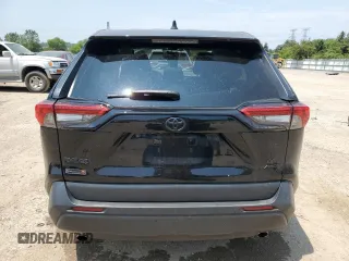 2022 Toyota RAV4 LE with VIN 2T3F1RFV6NC273303, listed as a Copart auction lot 61099085 with 33,712 mi miles and Salvage title. Bid and sale history available at DreamBid. Image 6.