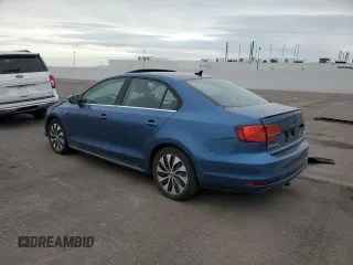2015 Volkswagen Jetta Sedan Hybrid SEL Premium with VIN 3VW637AJ3FM321602, listed as a Copart auction lot 43653935 with 101,072 mi miles and Clean Title. Bid and sale history available at carsss.com. Image 2.