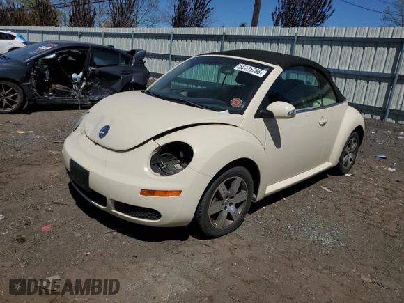 2006 Volkswagen Beetle z VIN 3VWPG31Y96M318878, wystawiony jako Copart lot #55155785 z przebiegiem 76 606 mil mil oraz Szkoda całkowita • Salvage title. Historia ofert i sprzedaży dostępna na DreamBid. Obrazek 1.