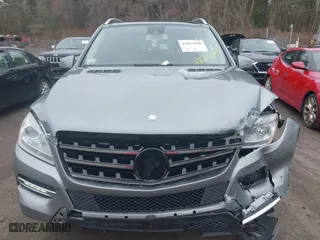 2014 Mercedes-Benz M-Class ML 350 with VIN 4JGDA5HB2EA274377, listed as a IAAI auction lot 42023848 with 126,840 mi miles. Bid and sale history available at carsss.com. Image 12.