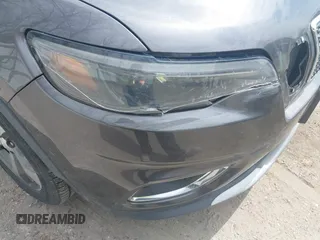 2020 Jeep Cherokee Limited z VIN 1C4PJLDB9LD529985, wystawiony jako IAAI lot #42074723 z przebiegiem 93 765 mil mil oraz . Historia ofert i sprzedaży dostępna na DreamBid. Obrazek 20.