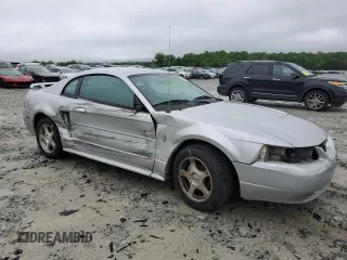 2003 Ford Mustang Standard z VIN 1FAFP40483F404784, wystawiony jako Copart lot #55979115 z przebiegiem Nie podano mil oraz Szkoda całkowita • Salvage title. Historia ofert i sprzedaży dostępna na DreamBid. Obrazek 4.