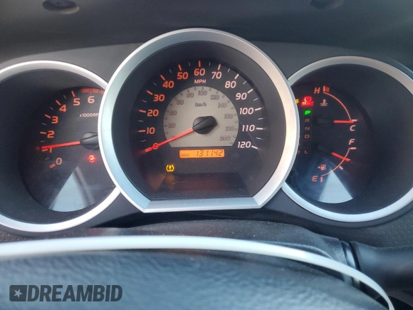 2008 Toyota Tacoma z VIN 5TEUU42NX8Z520093, wystawiony jako Copart lot #49413735 z przebiegiem 131 142 mil mil oraz Szkoda całkowita • Salvage title. Historia ofert i sprzedaży dostępna na DreamBid. Obrazek 9.
