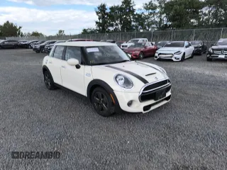 2021 MINI Hardtop 4 Door Cooper S with VIN WMWXU9C09M2P43346, listed as a Copart auction lot 68969854 with 22,394 mi miles and Salvage title. Bid and sale history available at DreamBid. Image 3.