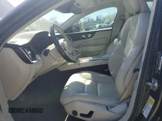 2019 Volvo S60 Momentum with VIN 7JR102FKXKG005713, listed as a Copart auction lot 49808125 with 52,246 mi miles and Salvage Title. Bid and sale history available at carsss.com. Image 7.