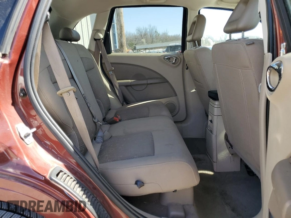 2008 Chrysler PT Cruiser z VIN 3A8FY48B78T128694, wystawiony jako Copart lot #48361015 z przebiegiem 121 544 mil mil oraz Szkoda całkowita • Salvage title. Historia ofert i sprzedaży dostępna na DreamBid. Obrazek 10.