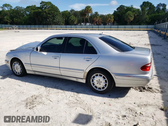 2001 Mercedes-Benz E-Class AWD with VIN WDBJF82J81X047632, listed as a Copart auction lot 72500514 with 149,635 mi miles and Non Repairable. Bid and sale history available at carsss.com. Image 2.