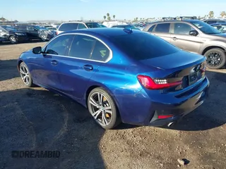 2020 BMW 3 Series 330i with VIN 3MW5R1J02L8B36329, listed as a IAAI auction lot 41796964 with 43,718 mi miles. Bid and sale history available at carsss.com. Image 3.