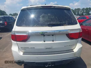 2011 Dodge Durango Citadel с VIN 1D4SE5GT2BC661394, выставлен на аукционе IAAI как лот 42579449 с пробегом 194 745 миль миль и . История ставок и продаж доступна на DreamBid. Изображение 16.