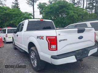 2017 Ford F-150 XL z VIN 1FTEX1CF3HFB48515, wystawiony jako IAAI lot #42253407 z przebiegiem 136 847 mil mil oraz . Historia ofert i sprzedaży dostępna na DreamBid. Obrazek 14.