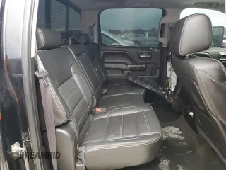 2015 GMC Sierra 3500HD Denali z VIN 1GT424E80FF657761, wystawiony jako Copart lot #75131604 z przebiegiem 78 011 mil mil oraz Nie do naprawy. Historia ofert i sprzedaży dostępna na DreamBid. Obrazek 10.