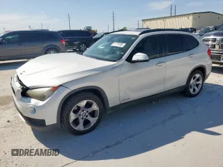 2014 BMW X1 sDrive28i with VIN WBAVM1C53EVW52268, listed as a Copart auction lot 51279755 with 193,173 mi miles and Salvage Title. Bid and sale history available at carsss.com. Image 1.