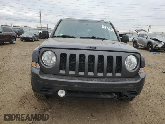 2014 Jeep Patriot Altitude with VIN 1C4NJPBA4ED911496, listed as a Copart auction lot 52390435 with 125,114 mi miles and Salvage Title. Bid and sale history available at DreamBid. Image 5.