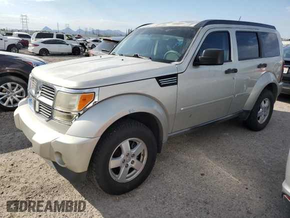 2009 Dodge Nitro SE z VIN 1D8GT28K29W504908, wystawiony jako Copart lot #75272154 z przebiegiem 156 571 mil mil oraz Szkoda całkowita • Salvage title. Historia ofert i sprzedaży dostępna na DreamBid. Obrazek 1.