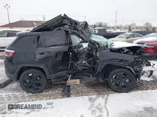 2020 Jeep Compass Latitude с VIN 3C4NJDBB1LT133401, выставлен на аукционе IAAI как лот 41446545 с пробегом 27 989 миль миль и . История ставок и продаж доступна на DreamBid. Изображение 12.