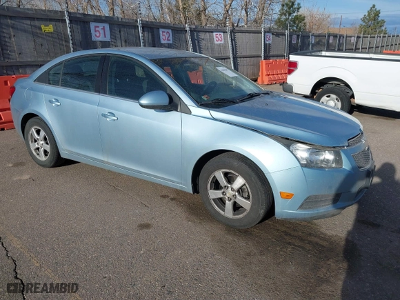 2011 Chevrolet Cruze LT w/1FL with VIN 1G1PE5S96B7302811, listed as a IAAI auction lot 41862239 with 77,969 mi miles. Bid and sale history available at carsss.com. Image 1.