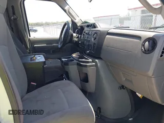 2014 Ford Econoline Cargo Commercial z VIN 1FTNE2ELXEDA12338, wystawiony jako IAAI lot #42119983 z przebiegiem 99 394 mil mil oraz . Historia ofert i sprzedaży dostępna na DreamBid. Obrazek 5.
