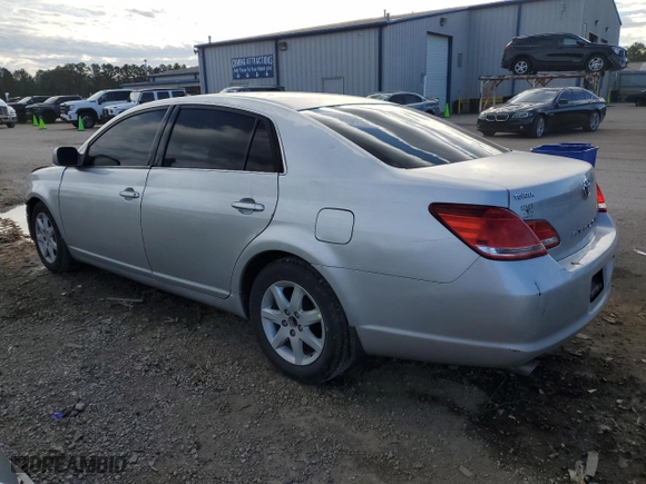 2005 Toyota Avalon XL with VIN 4T1BK36B85U016746, listed as a Copart auction lot 88763195 with 291,231 mi miles and Salvage Title. Bid and sale history available at carsss.com. Image 2.