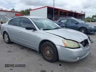 2004 Nissan Altima S with VIN 1N4AL11D04C130857, listed as a IAAI auction lot 41661519 with 147,518 mi miles. Bid and sale history available at carsss.com. Image 1.