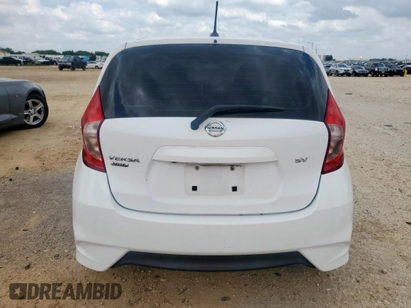 2017 Nissan Note S Plus z VIN 3N1CE2CP8HL359309, wystawiony jako Copart lot #57729915 z przebiegiem 73 534 mil mil oraz Szkoda całkowita • Salvage title. Historia ofert i sprzedaży dostępna na DreamBid. Obrazek 6.