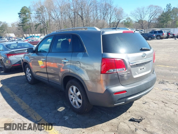 2012 Kia Sorento LX with VIN 5XYKTDA25CG235127, listed as a IAAI auction lot 41804019 with 176,000 mi miles. Bid and sale history available at carsss.com. Image 3.