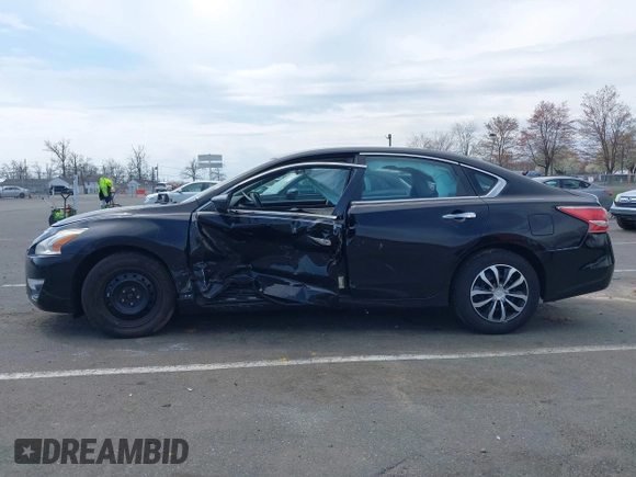 2015 Nissan Altima 2.5 S with VIN 1N4AL3AP7FN891964, listed as a IAAI auction lot 42011031 with 133,863 mi miles. Bid and sale history available at carsss.com. Image 14.