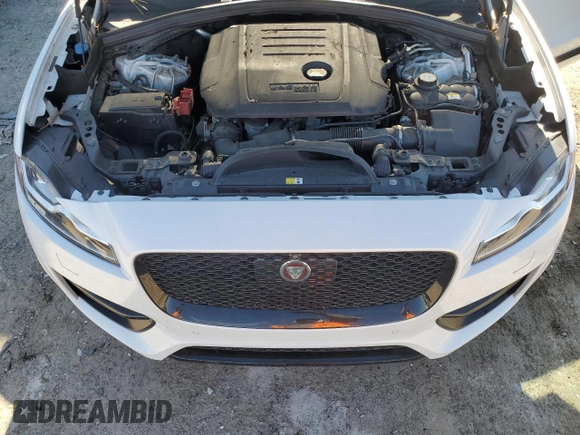2017 Jaguar F-Pace 20d R-Sport with VIN SADCL2BN6HA087650, listed as a Copart auction lot 41593825 with 71,278 mi miles and Clean Title. Bid and sale history available at DreamBid. Image 12.