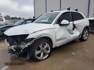 2021 Audi Q5 Premium Plus z VIN WA1BAAFY6M2010268, wystawiony jako Copart lot #60370325 z przebiegiem 38 227 mil mil oraz Szkoda całkowita • Salvage title. Historia ofert i sprzedaży dostępna na DreamBid. Obrazek 1.