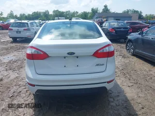 2015 Ford Fiesta S with VIN 3FADP4AJ2FM150621, listed as a IAAI auction lot 42424609 with 187,985 mi miles and . Bid and sale history available at DreamBid. Image 16.