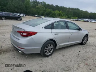 2015 Hyundai Sonata SE z VIN 5NPE24AF9FH106131, wystawiony jako Copart lot #57425605 z przebiegiem 124 668 mil mil oraz Czysty tytuł • Clean title. Historia ofert i sprzedaży dostępna na DreamBid. Obrazek 3.