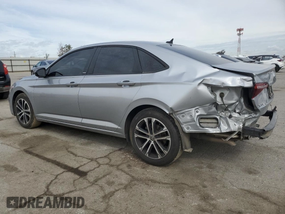 2023 Volkswagen Jetta Sport z VIN 3VWBM7BU8PM055306, wystawiony jako Copart lot #50166215 z przebiegiem 16 894 mil mil oraz Szkoda całkowita • Salvage title. Historia ofert i sprzedaży dostępna na DreamBid. Obrazek 2.