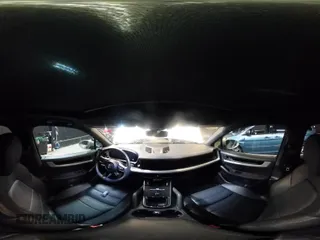 2024 Porsche Cayenne z VIN WP1AA2AY5RDA01585, wystawiony jako IAAI lot #41908153 z przebiegiem 15 559 mil mil oraz . Historia ofert i sprzedaży dostępna na DreamBid. Obrazek 19.
